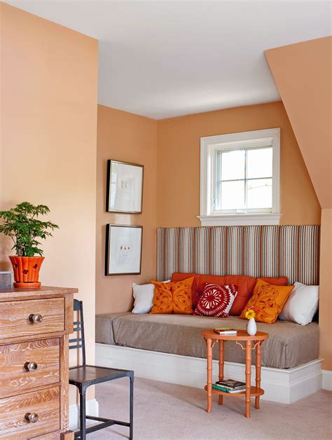 Colores compatibles que combinan con naranja en paredes y decoración