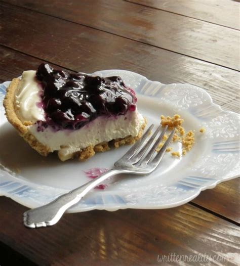 This Super Easy Blueberry Cream Cheese Pie Is Fabulous Written