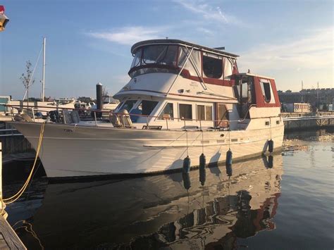 Firstly, there's the significant extra privacy provided by having the two sleeping cabins at opposite ends of and the views from the saloon are very clearly an advantage that trawler yachts have over other breeds of powerboat, and something that enhances. Albin Yachts Sundeck Aft Cabin 1984 for sale for $40,000 ...