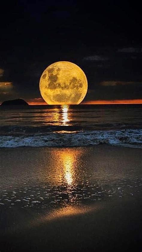 Cool moon wallpapers for iphone. The Moon iPhone Wallpapers - Top Free The Moon iPhone ...