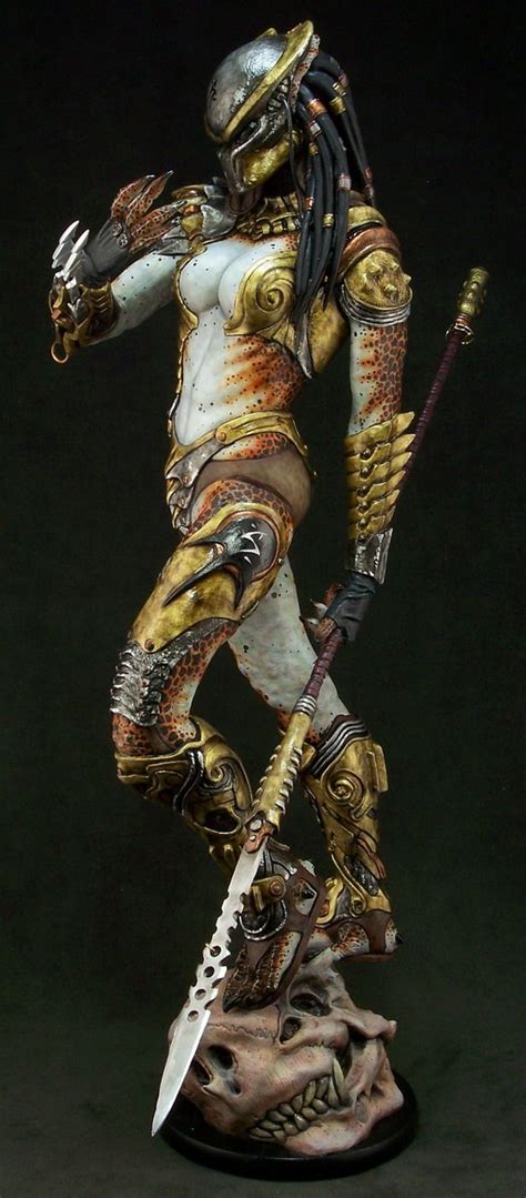 sheela estatua de depredador femenino predator art predator cosplay predator