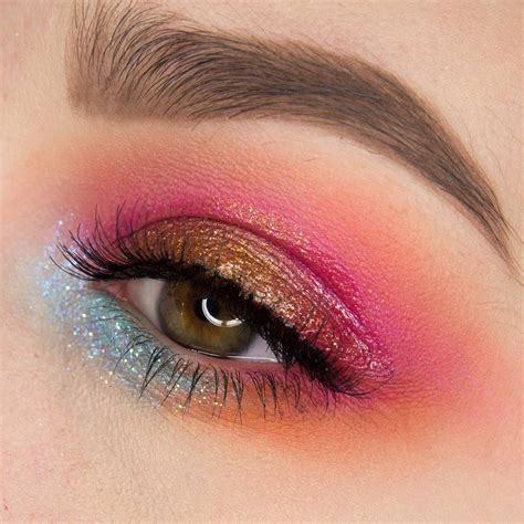Check Out More Than 50 Bold Makeup Looks That You Can Try Smokey Eye