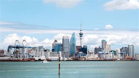 Auckland is the largest metropolitan area in both polynesia and new zealand, with a population of 1.65 million people. Auckland City Council Approves Proposal for City's Future ...