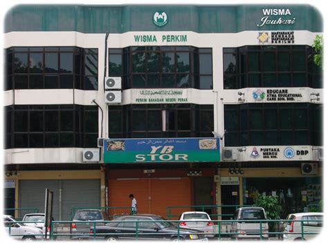 Daud telah berkunjung ke institut kemahiran belia negara naka yang turut diiringi ketua penolong pengarah bahagian pengurusan halal, syeikh marwadzi bin dziyauddin dan juga. Perkim - Perak