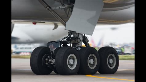 Aircraft Brakes How Does It Work How Life Remaining Of Brakes