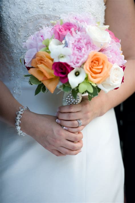 Summer Wedding Bouquetflowers Of Charlotte Loves This Find Us At