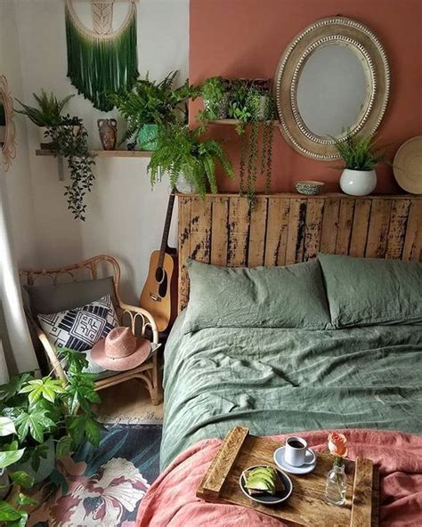 15 Earthy Bedroom Decor Ideas You Can Steal Earth Tones Bedroom