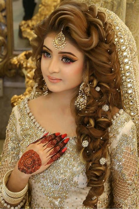 Https://tommynaija.com/hairstyle/bridal Makeup And Hairstyle Pakistani
