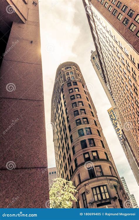 1 Wall Street Court In New York Editorial Image Image Of