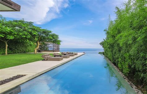 Alila Villas Uluwatu Luxury Resort In Bali • Hotel Review By Travelplusstyle