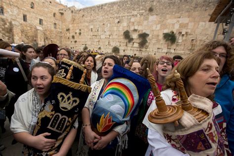Israeli Govt Suspends Plan For Egalitarian Prayer Space At Western