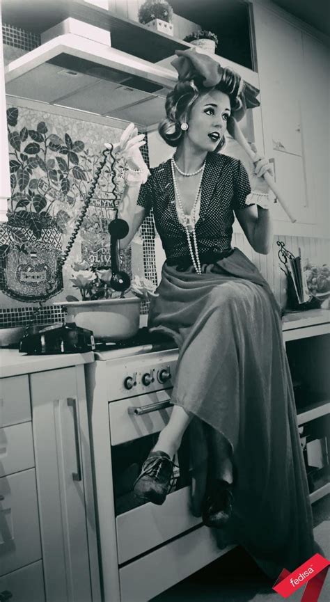 grunge photography photography inspo fashion photography vintage housewife 1950s housewife