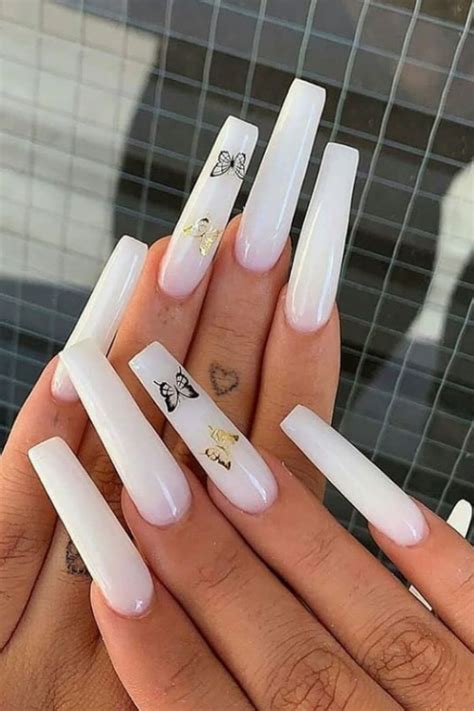 35 White Coffin Shaped Nails To Try In The Summer Of 2021