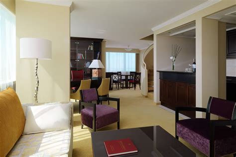 Warsaw Luxury Hotel Room Accommodation Warsaw Marriott Hotel