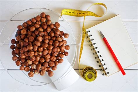 Contar y registrar la cantidad de grasa calorías proteínas e hidratos