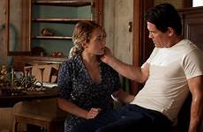 labor movie romance winslet kate film movies brolin josh sex romantic netflix review james der making life days last