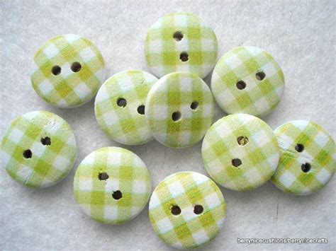 15mm Green Gingham Buttons Green Plaid Buttons By Berrynicecrafts £1