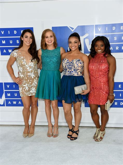 Simone Biles And The Us Womens Gymnastics Team Swap Their Leotards For Dazzling Gowns At The