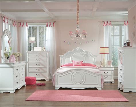 I want my kids' room to be a design and include furniture they like and enjoy. Jessica 7-Piece Twin Bedroom Set - White | White bedroom ...