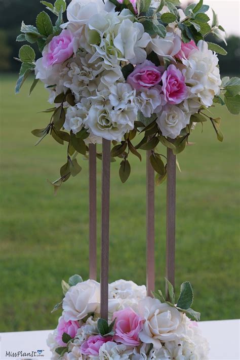 These diy wedding centerpieces will make you your big day even more memorable. DIY Tall Geometric Gold Stand Modern Wedding Centerpiece | Wedding floral centerpieces, Modern ...