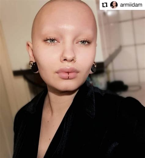 Bald Is Better On Women 💣 📷 🇷🇴 On Instagram “repost Armiidam • • • • • • Natural Alien 👽 Don