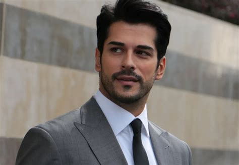 Los actores más guapos de las series turcas que nos enamoran