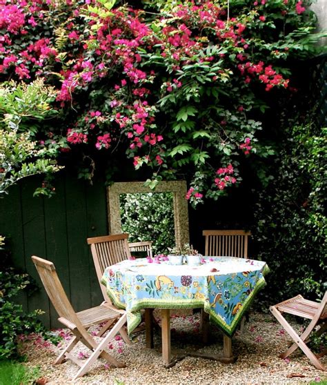16 Enchanting Shabby Chic Patio Designs For Your Garden