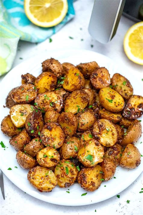 Crispy Air Fryer Potatoes Video Sweet And Savory Meals