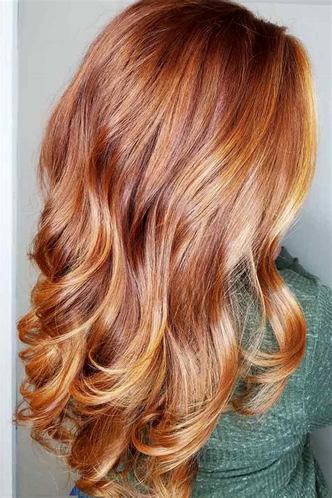Strawberry Blonde Hair With Blonde Highlights