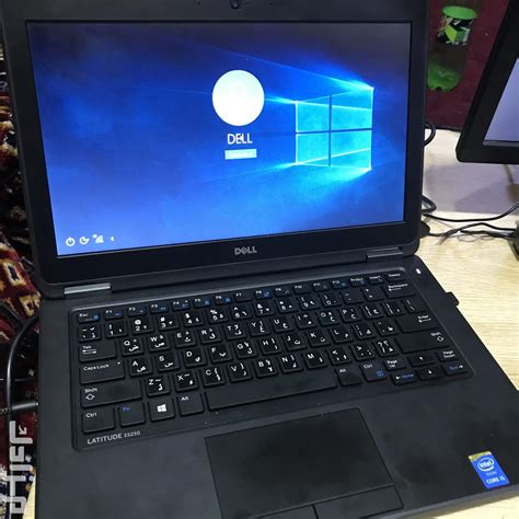 نقدم لكم تحميل كافة تعريفات لاب توب dell latitude e6520 المتاحة لنظام تشغيل ويندوز 7 من خلال الموقع الرسمي من شركة ديل المزود بمعالجات intel core من الجيل الثاني ، حيث نستعرض تعريف كلا من كرت الشاشة المدمج من انتل والكرت المنفصل من nvidia nvs. للبيع لاب توب ديل - مزادك