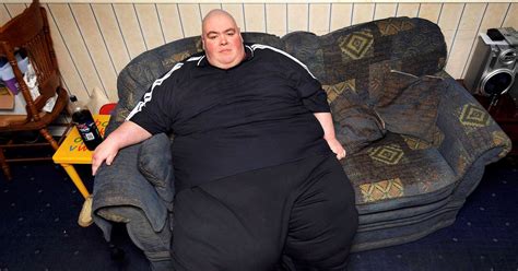 Britains Ex Fattest Man Who Once Weighed 65 Stone Dies Aged 52 As