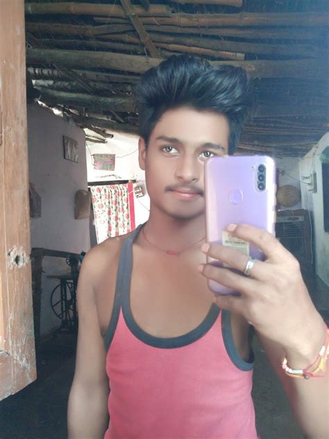 pin by aarush jaiswal rishu by sandee on aarush jaiswal rishu men looks mirror selfie men