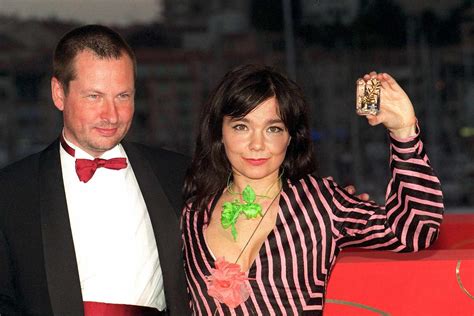 Bjork Accuses Danish Director Of Sexual Harassment Lars Von Trier Denies Allegations