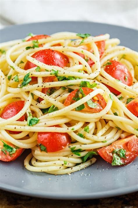 Cherry Tomato Basil And Garlic Pasta Recipe A Quick And Easy
