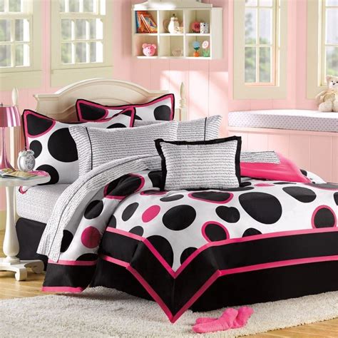 new fashions have landed makes shopping easy beautiful chic modern hot pink black polka dot
