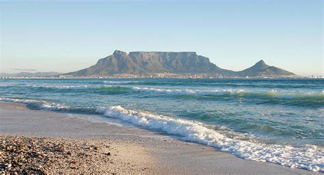 Table Mountain From Blouberg Strand Cape Town Photograph By Geoff Whiting