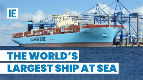 Maersk Line Triple E This Huge Ship Can Carry 18000 Containers Youtube