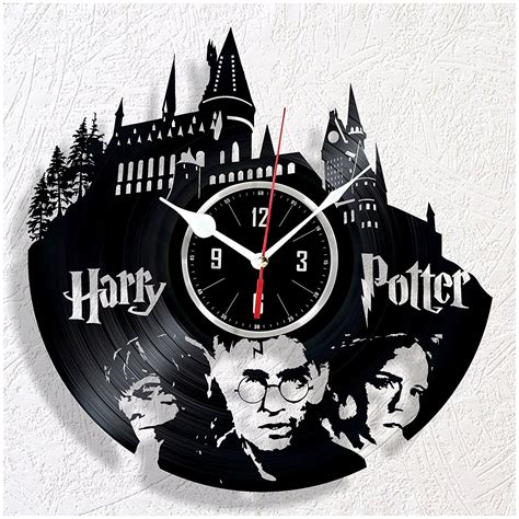 Vinyl wall clock HARRY POTTER - unique gift made out of retro vinyl