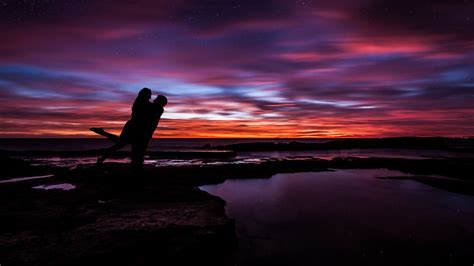 Couple 4k Wallpaper Sunset Silhouette Together