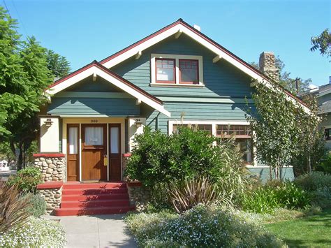 This charming cottage is one of our favorite house plans, because of the seamless integration of both craftsman and farmhouse styles. The Craftsman Bungalow