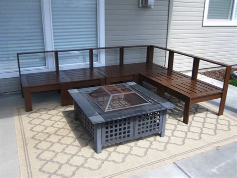 The outdoor furniture is highly expensive to buy and especially the outdoor benches will cost you an arm and a leg! Outdoor Sectional | Do It Yourself Home Projects from Ana ...