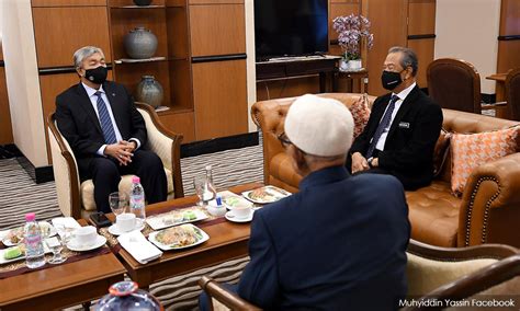 ULASAN | Langkah Zahid terbilang atau terbuang?