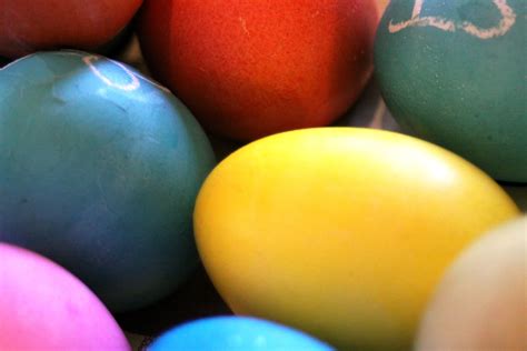 What Are The Colors For Easter Photos
