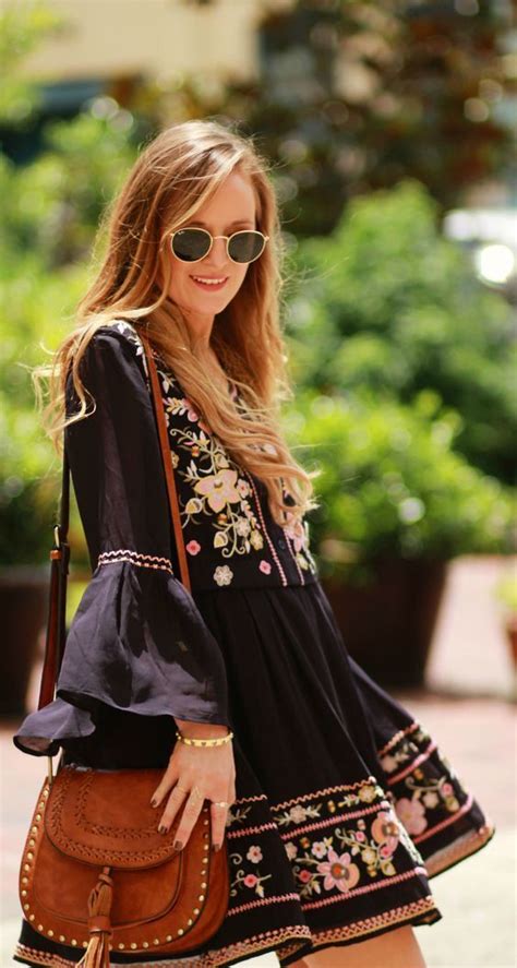 28 bohemian outfits that always look fantastic boho chic outfits boho outfits boho fashion