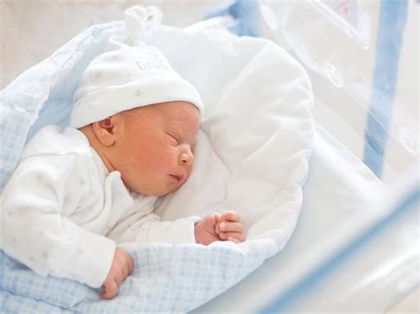 Premature Baby Heres How To Take Care Of A Preemie At Home Health