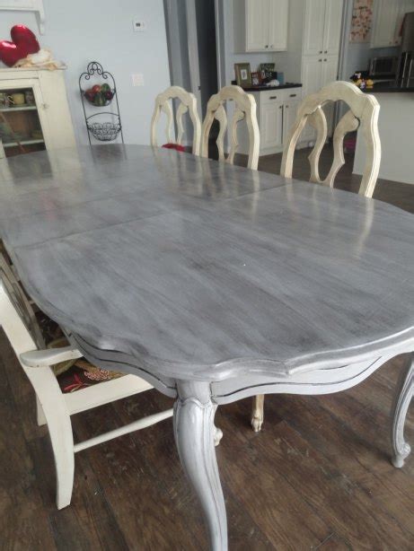 13 Gorgeous Ways to Bring Your Worn Kitchen Table Back to Life | Hometalk