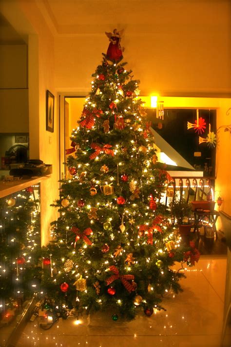 35 Orange Theme Christmas Tree Decorations Ideas