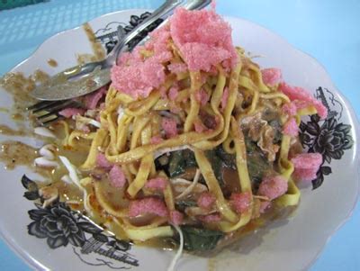 Resep lontong padang sayur buncis bahan lontong: Resep Kua Pical Lontong Padang / Gulaitauco Instagram ...