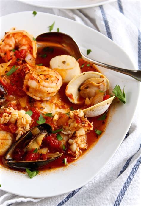 Classic Cioppino Authentic San Francisco Style Seafood Stew