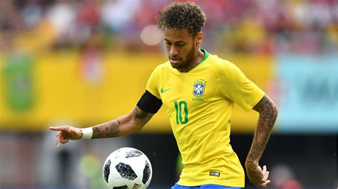 Neymar may have embarrassed himself at world cup 2018 and did himself no favours with me the past season, but he's still a santista. If Lionel Messi was Brazilian he'd have won the World Cup ...